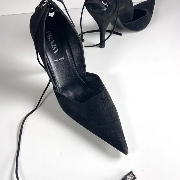 Vintage Prada Lace Back Pumps - Picture 7 of 11